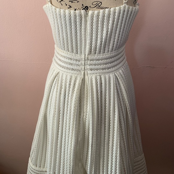 Vintage Christmas Dress 🤍! Size M - Picture 2 of 3